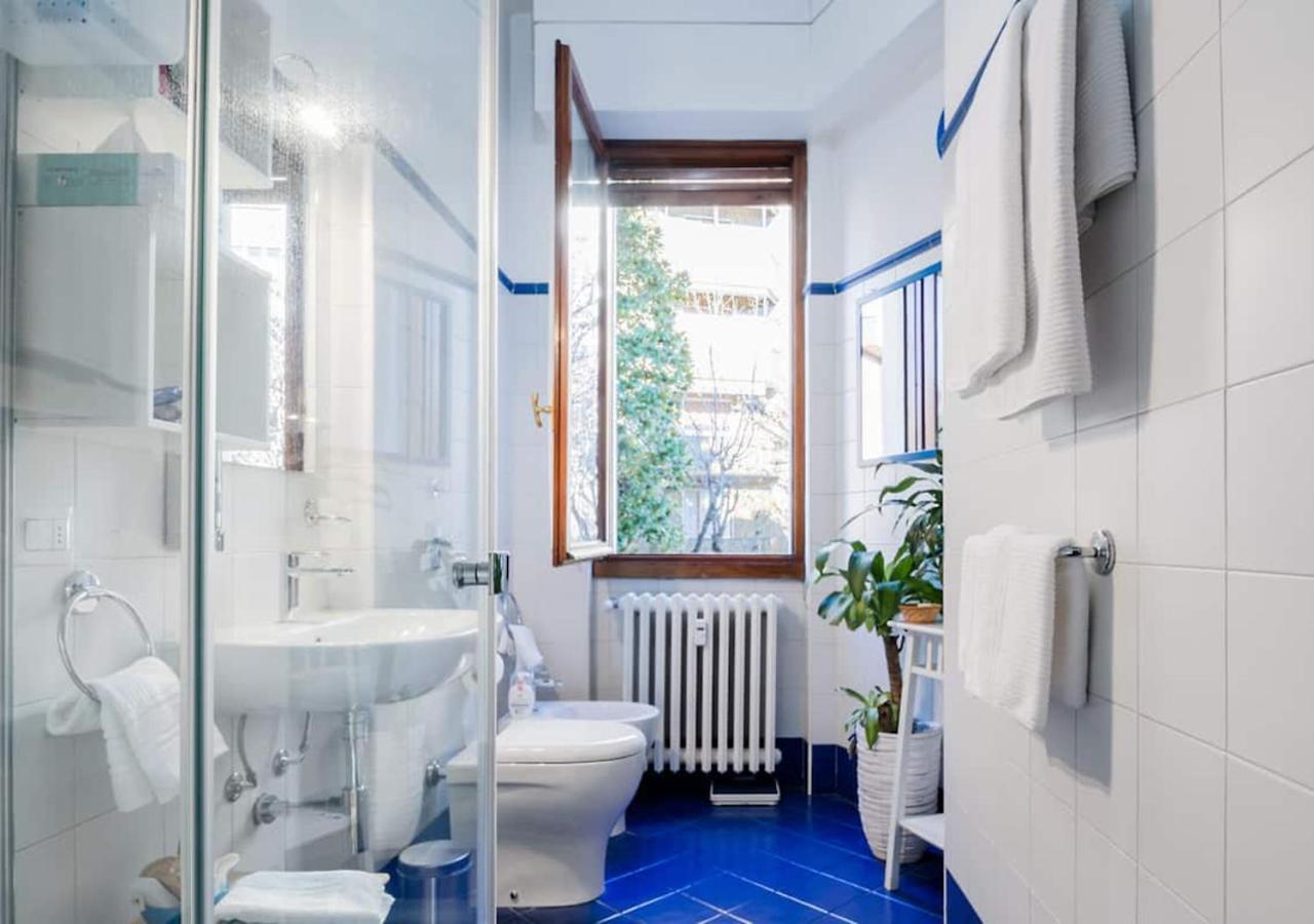 Appartamento Blu A Milano Zona Ripamonti Vicino Allo Ieo Екстериор снимка